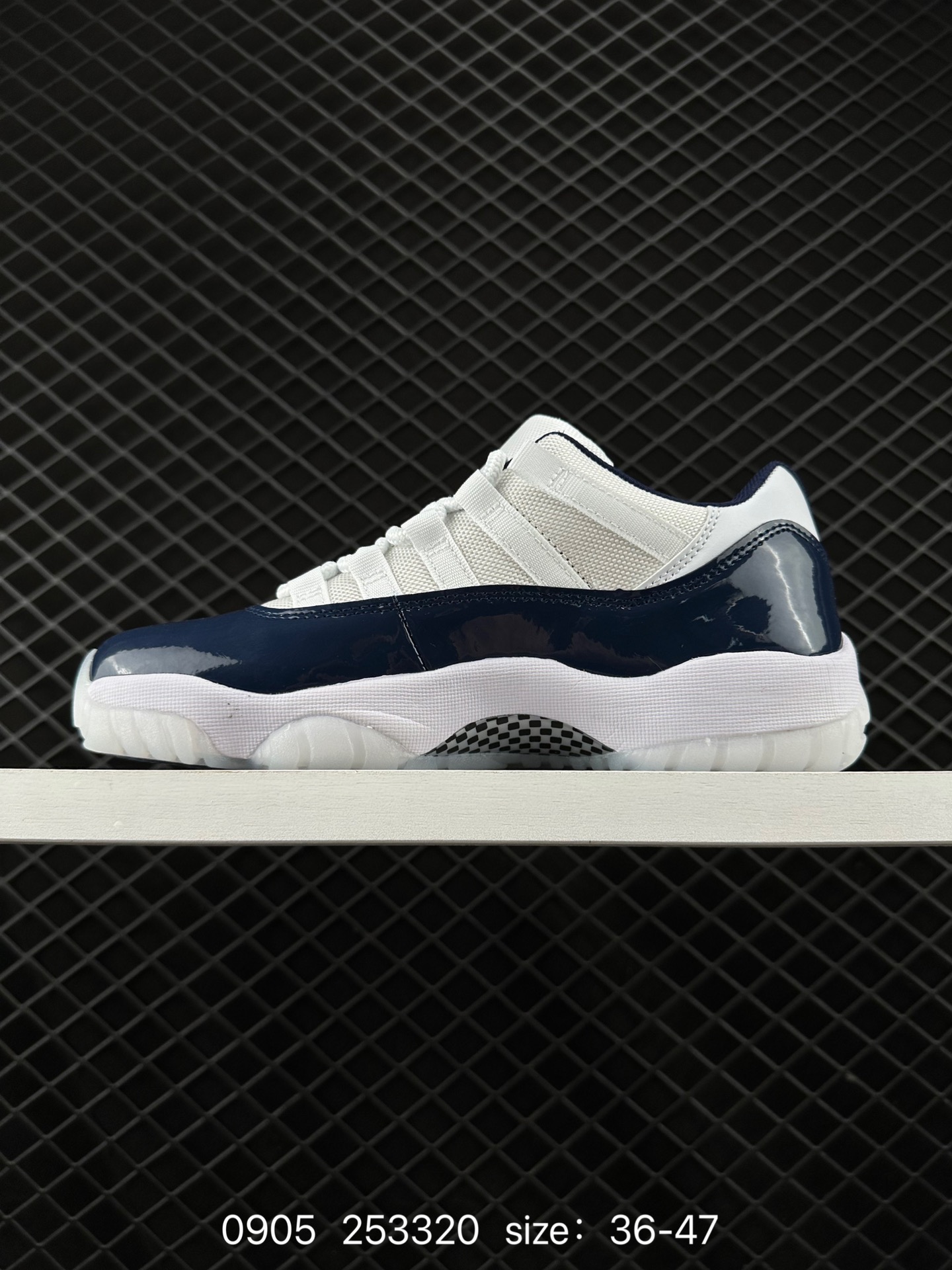 Nike Air Jordan 11 Retro High Concord